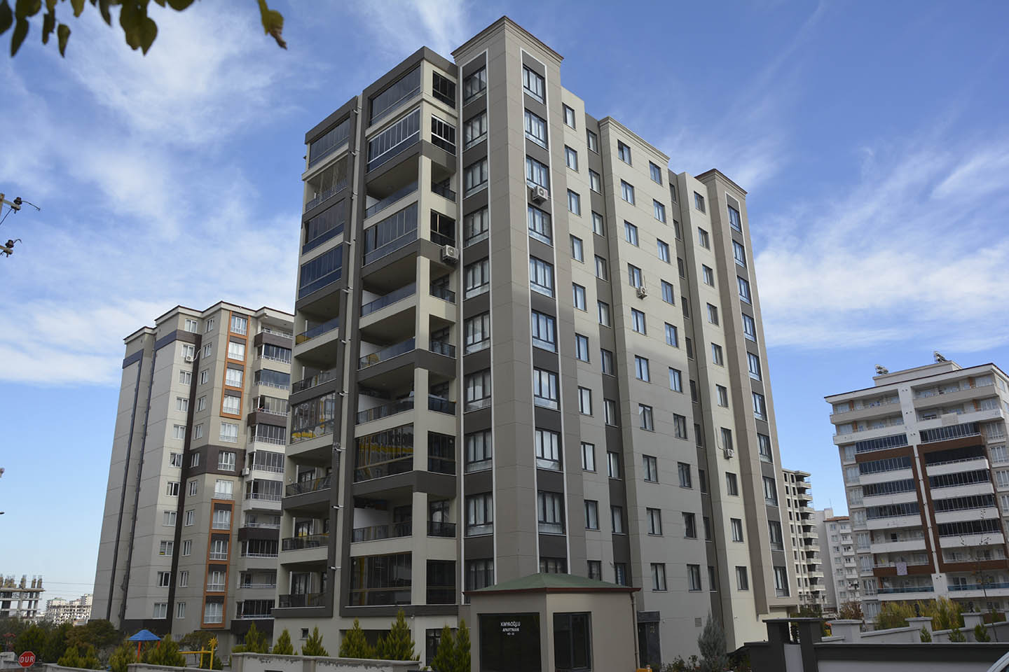Laçin İnşaat – Kimyaoğlu Apartmanı