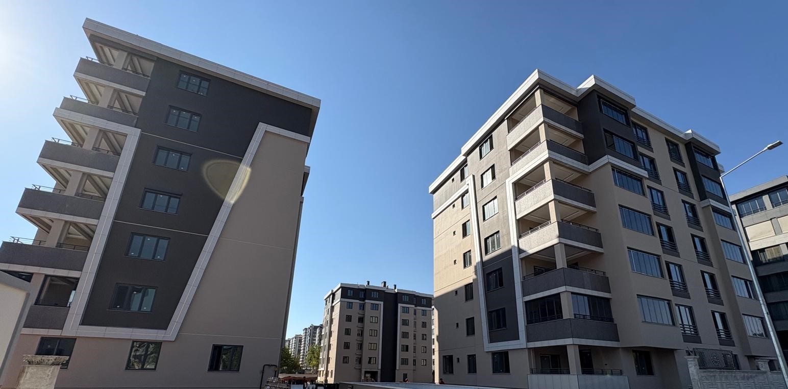 WhatsApp Image 2025-10-15 at 09-49-02 (2)