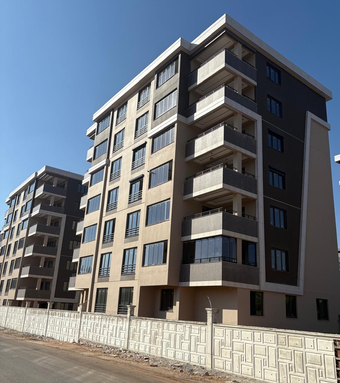 WhatsApp Image 2025-10-15 at 09-49-03